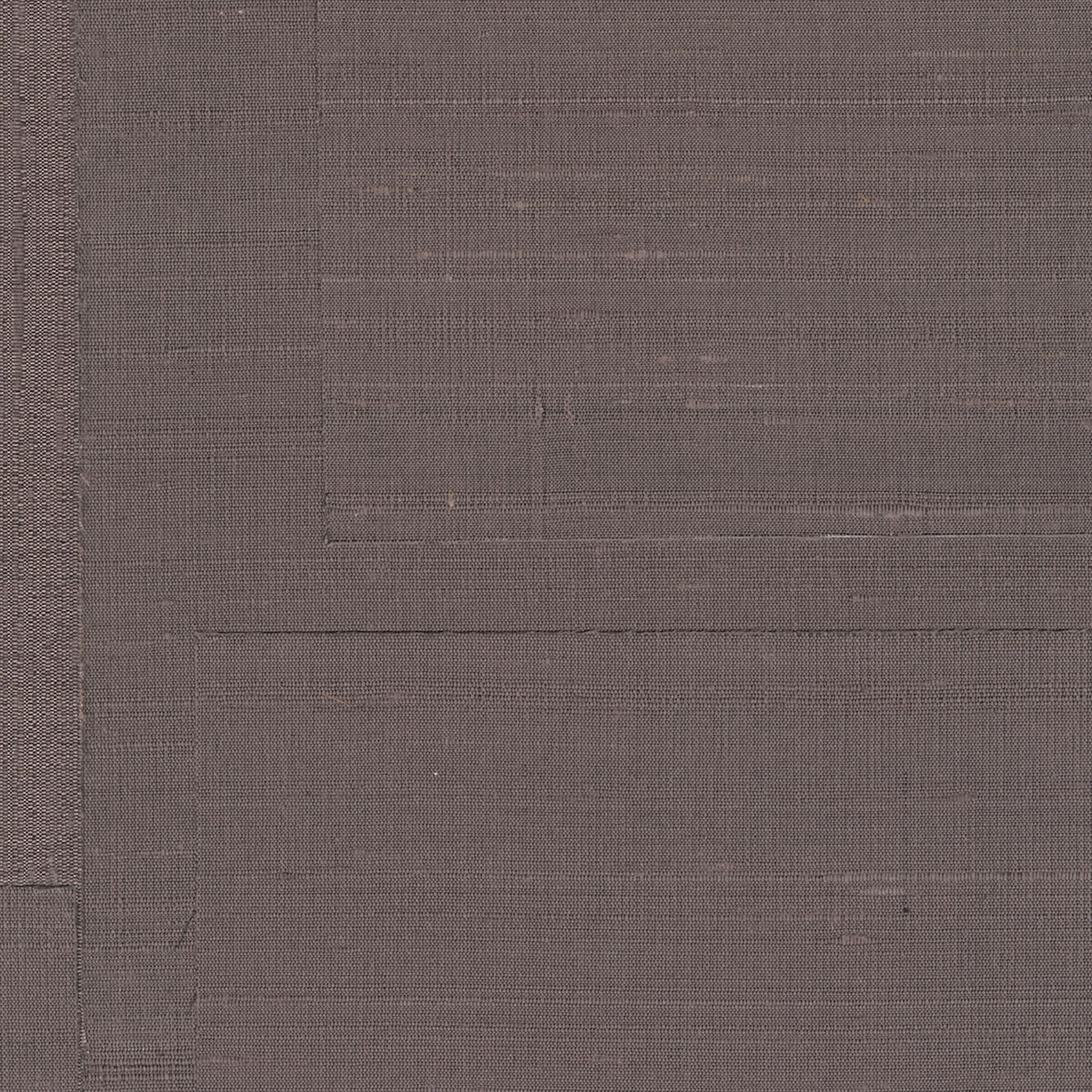Élitis Transgression — Sur invitation seulement 100% Silk on non woven backing wallpaper in Sur invitation seulement