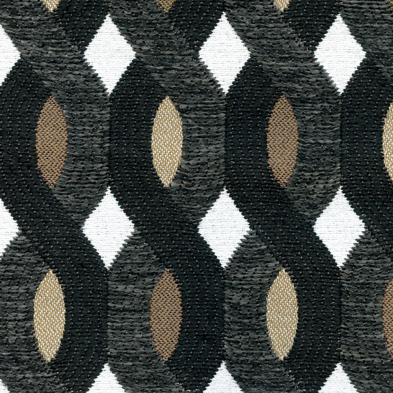 Élitis Aquarama — Un beau trophée 80% Solution dyed Polyolefinic FR 20% Solution dyed Polyester FR wallpaper in Un beau trophée