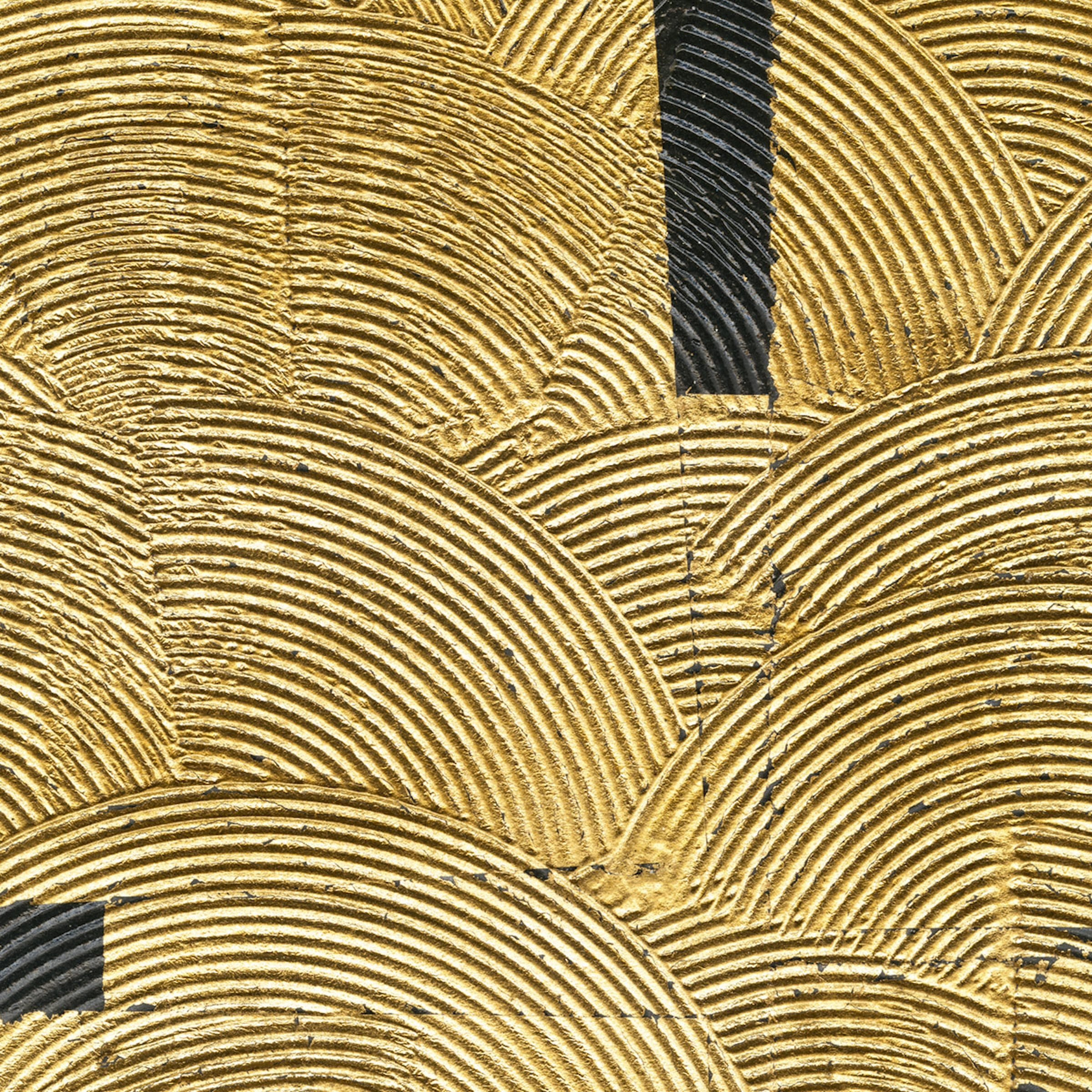 Élitis Mille et une nuit — Les ors d'Abalone 50% Gesso acrylique 45% Metal foil 5% Pigment on non woven backing wallpaper in Les ors d'Abalone