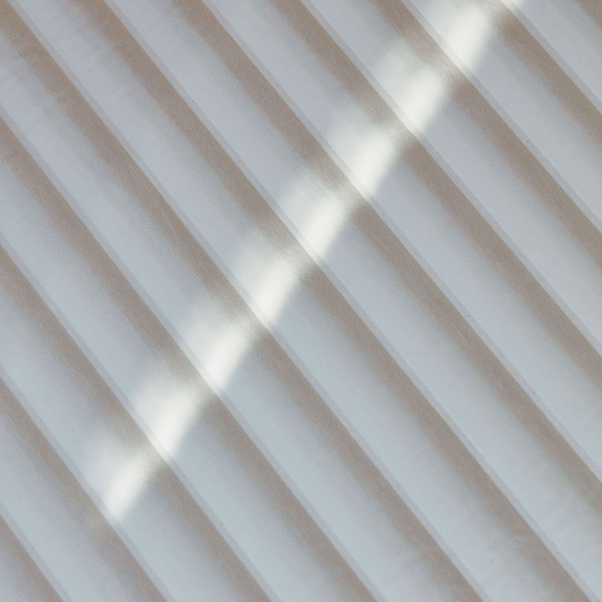 Élitis Pilastre — Ses reflets de noblesse wallpaper detail