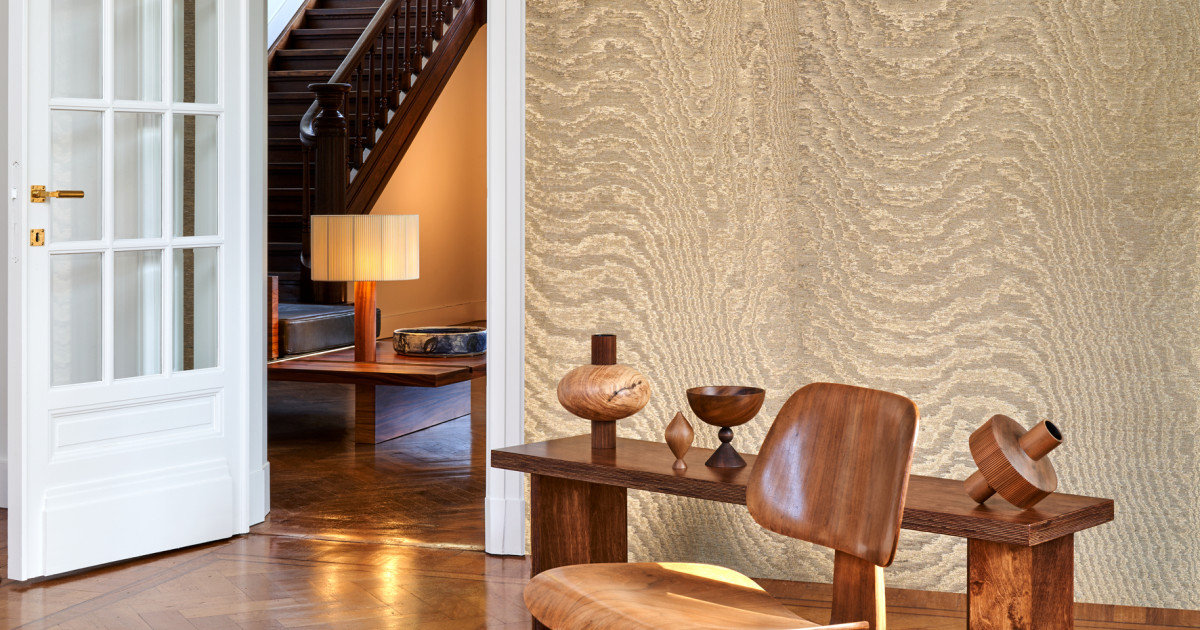 Arte Moire — Bright Gold wallpaper detail