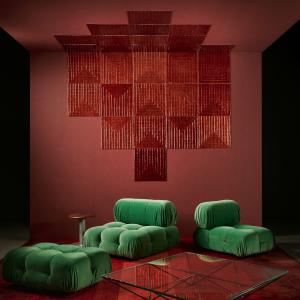 Arte Cornice — Garnet wallpaper detail
