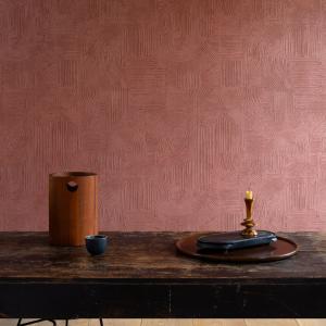 Arte Tamba — Burgundy wallpaper detail