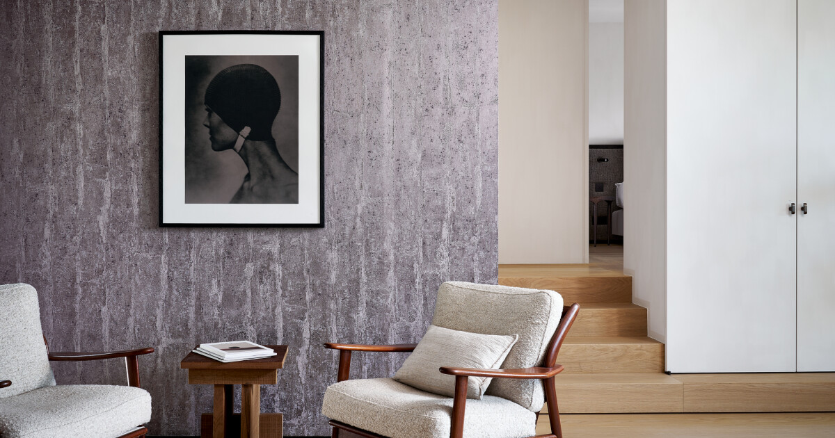 Arte Alepine — Metal Plum wallpaper detail